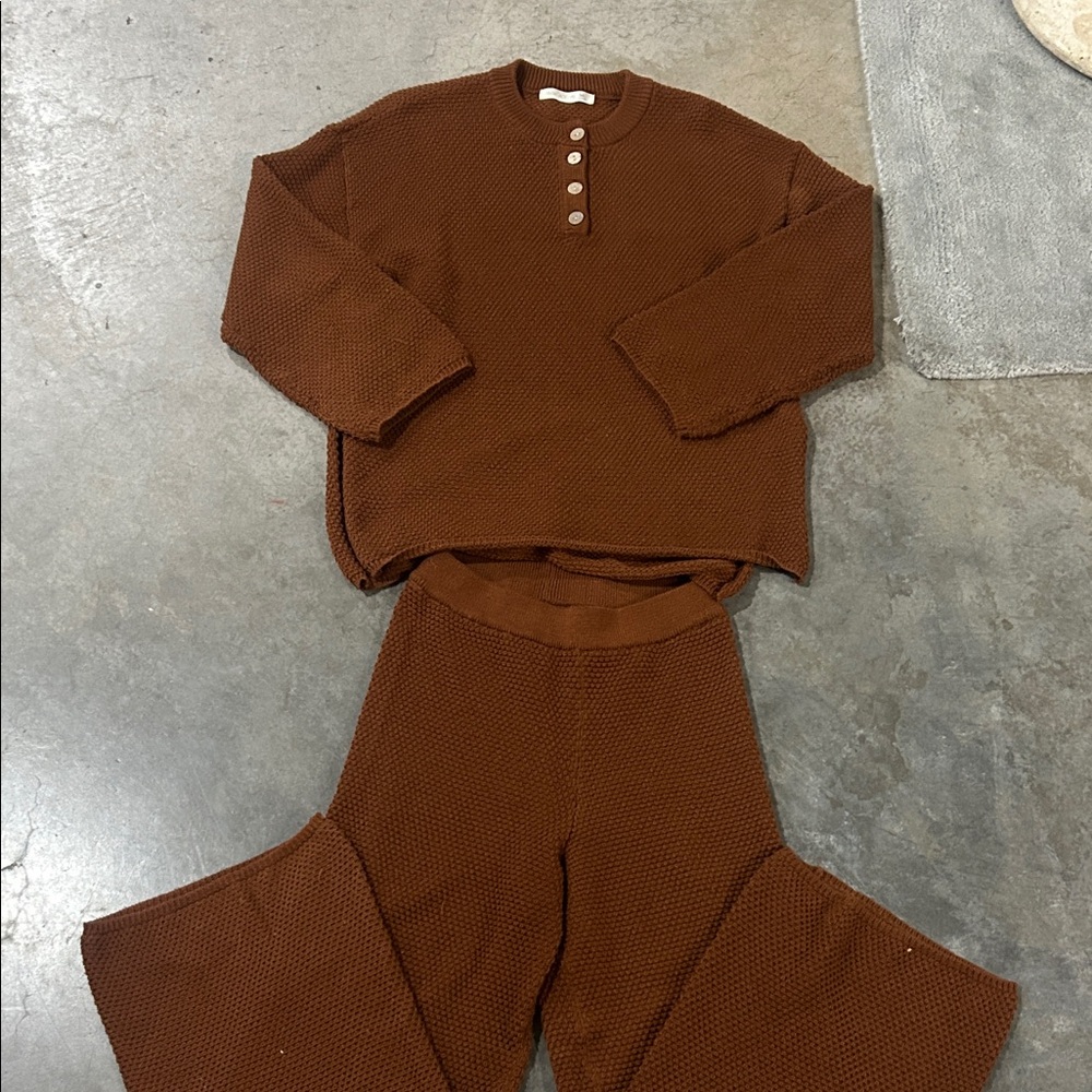 Cozy Brown Woman Set